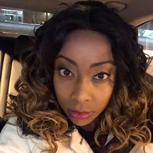 Meet your Posher, Ebony